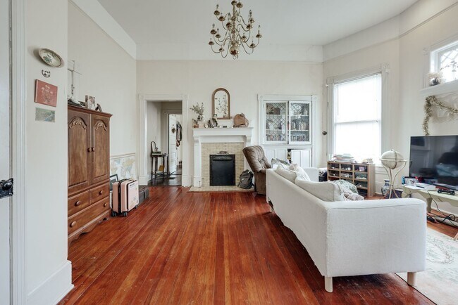 Building Photo - 295 Oglethorpe Ave