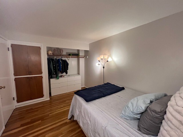 bedroom 2 - 9220 11th Ave SW