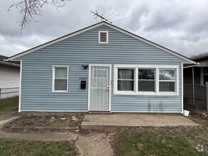 Building Photo - Cozy 3-bed house in Gary!