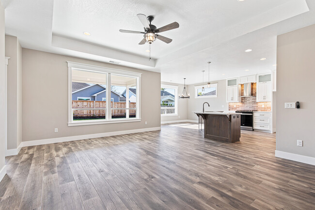 Building Photo - 3888 Wyoming Ln