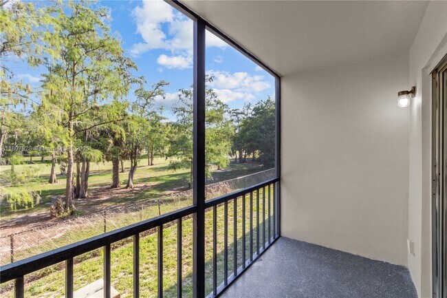 Building Photo - 7900 S Colony Cir