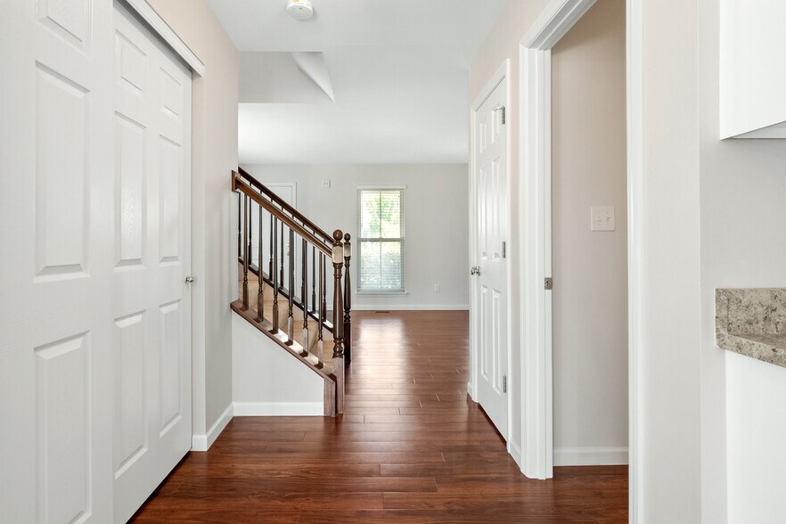Building Photo - 3571 Wheelhouse St