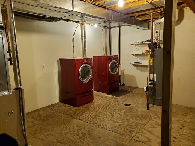 Building Photo - 1519 Portland Ave S