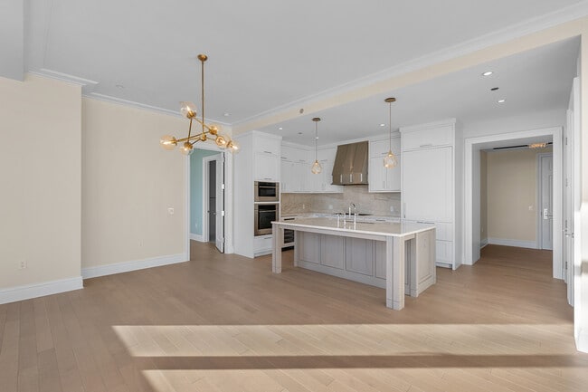 Building Photo - 451 E Grand Ave