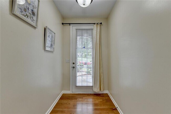 Building Photo - 2602 Pierce Brennen Ct NE