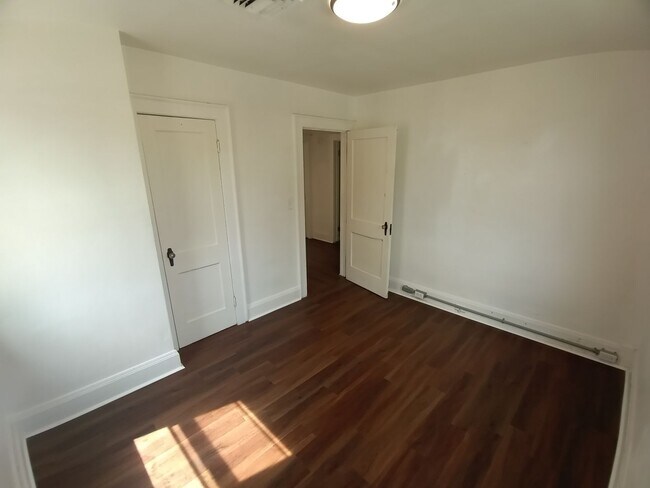Building Photo - 2717 Marlboro Ave