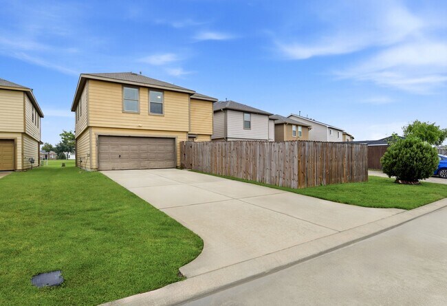 Building Photo - 1230 Grassy View Dr