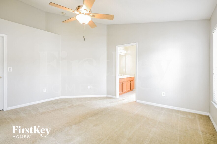 Building Photo - 13927 Chalk Hill Pl