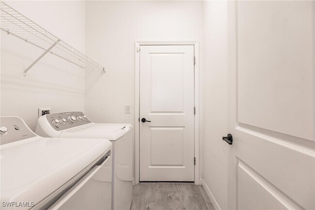 Building Photo - 14599 Cantabria Dr