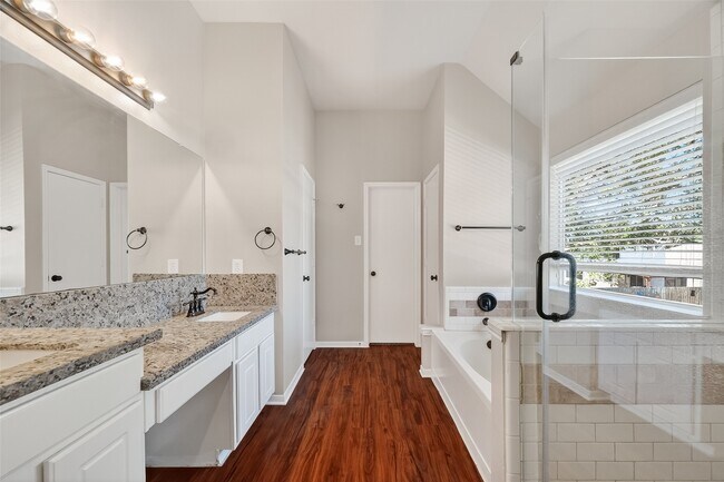 Building Photo - 5118 Cherry Blossom Dr