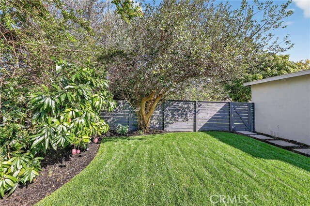 Building Photo - 302 Cleveland Dr