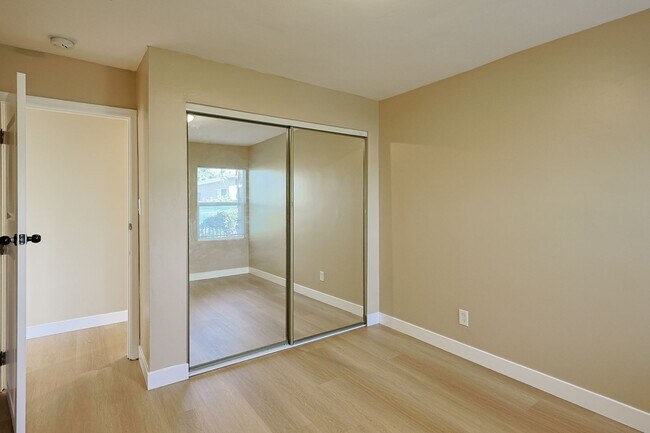 Building Photo - 5461-65 Imperial Ave