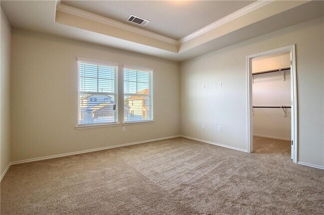 Building Photo - 13909 Osmarea Dr