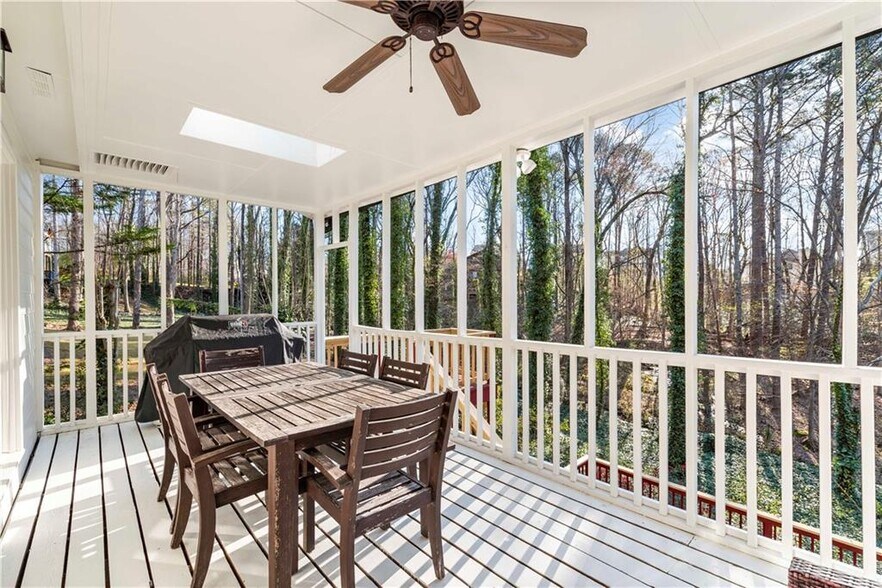 Building Photo - 4336 Fox Creek Dr