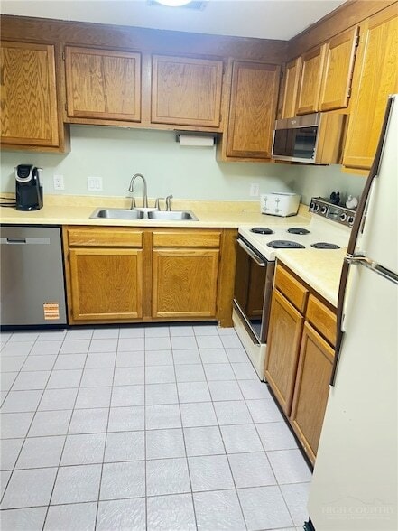Building Photo - 303 Sugar Top Dr