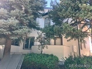 Building Photo - 133 S Jackson St