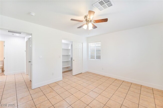 Building Photo - 1416 Cholla Way