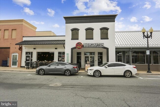 Building Photo - 164 Kendrick Pl