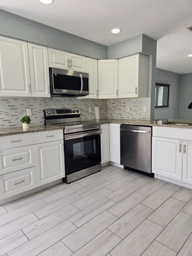 Building Photo - 410 Otter Creek Dr