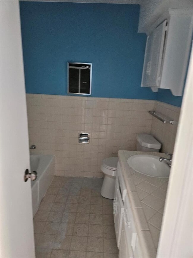 Building Photo - 33096 Squaretop Rd