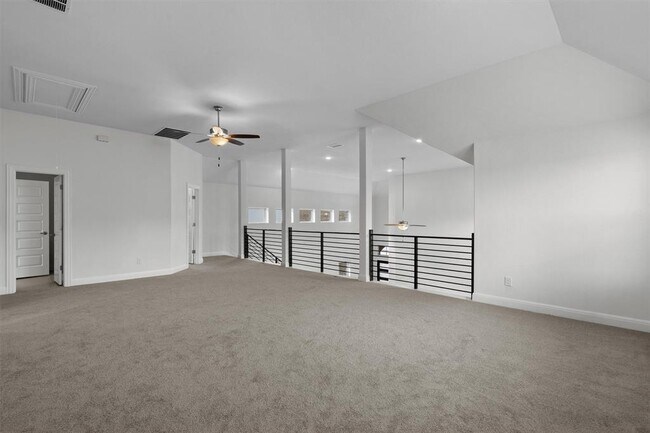 Building Photo - 2832 Stone Branch Dr