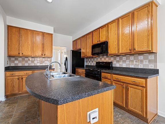 Building Photo - Build Equity While Leasing - Lease and Own...