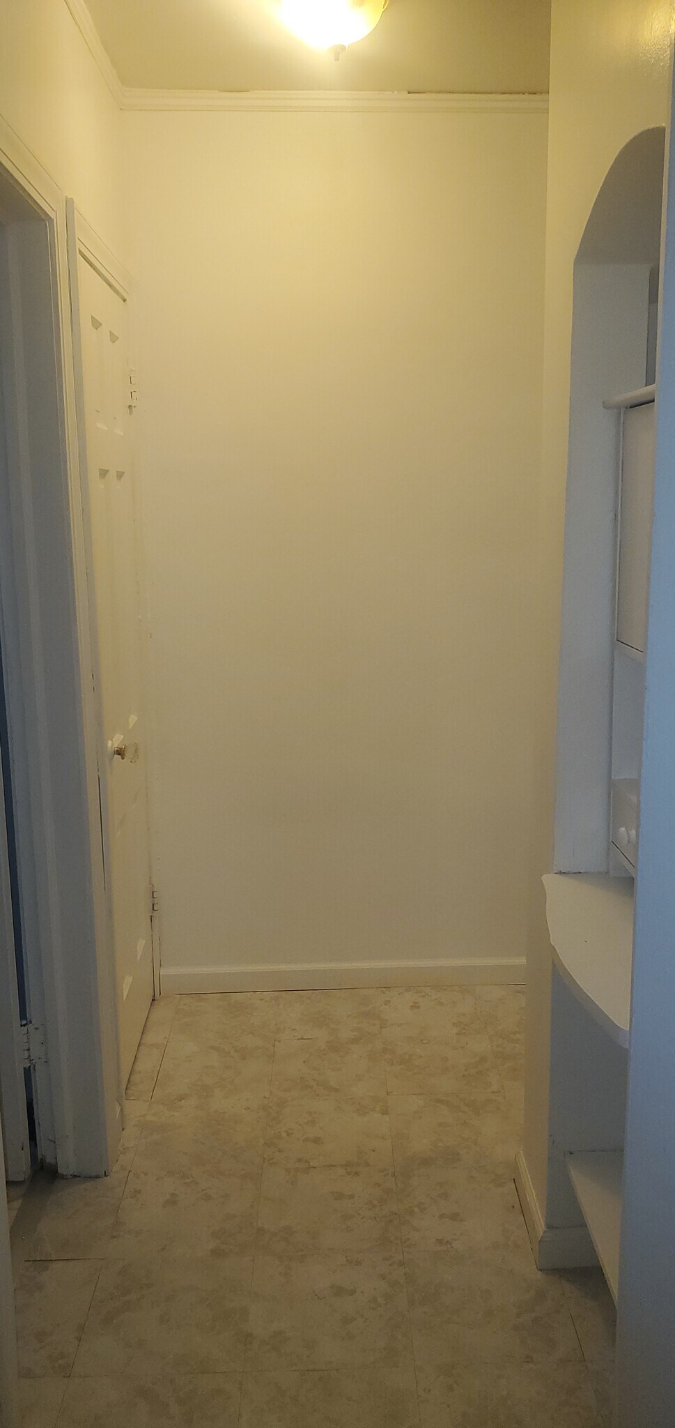 Hallway - 6519 S Eberhart Ave