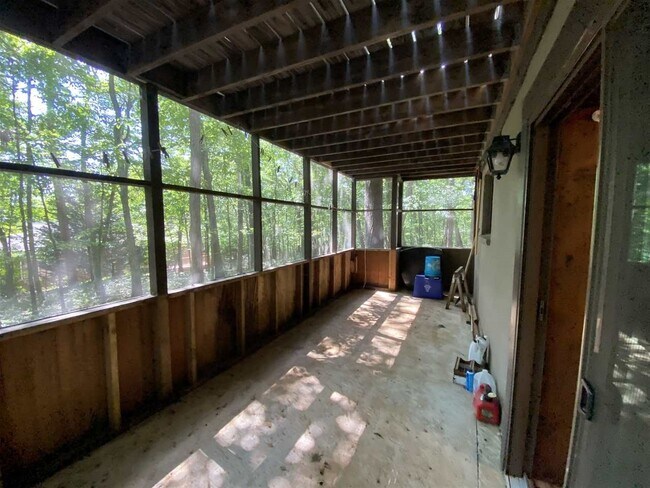 Building Photo - 2829 Hopkins Dr