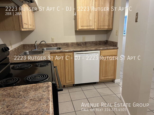 Building Photo - 2223 Rutger St