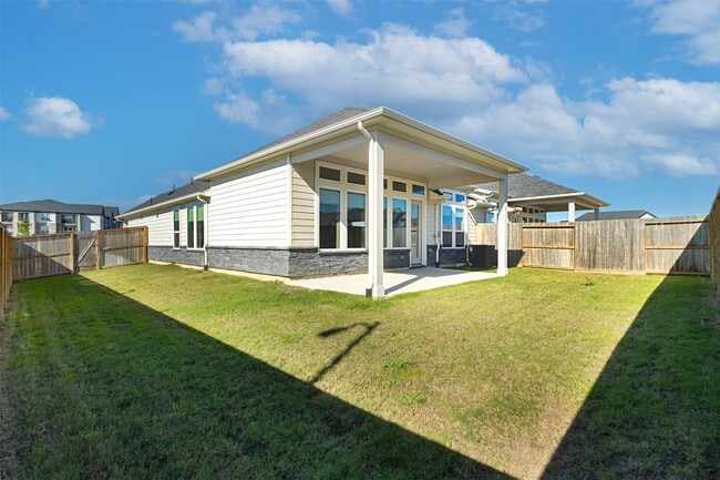 Building Photo - 2219 Grapewood Ln