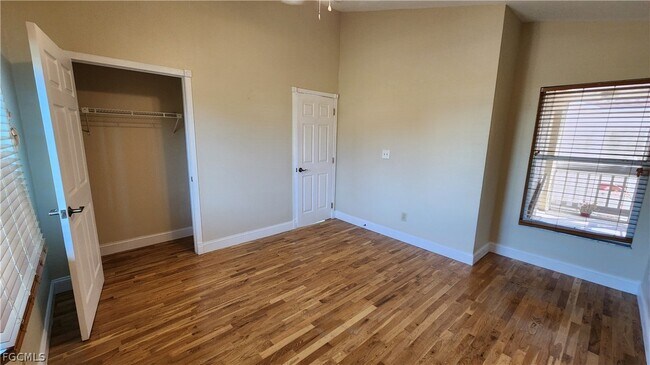 Building Photo - 6118 Montego Bay Loop