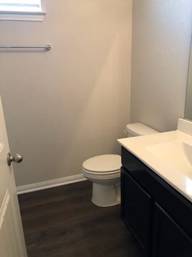 Building Photo - House for lease in Georgetown