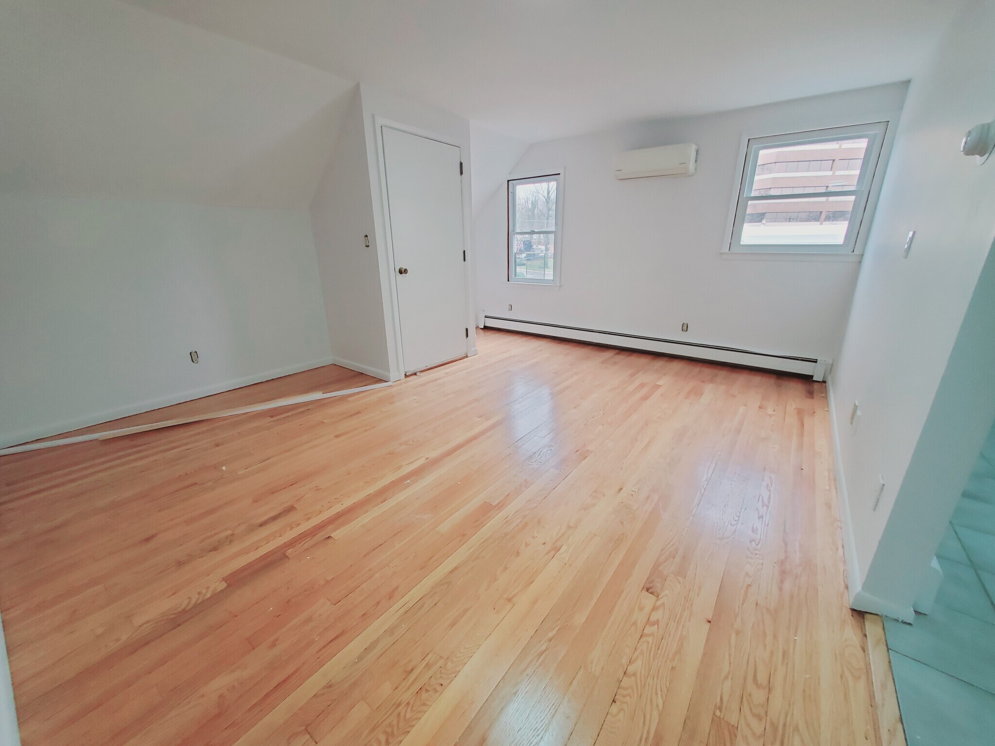 Building Photo - 12 Houston Ter