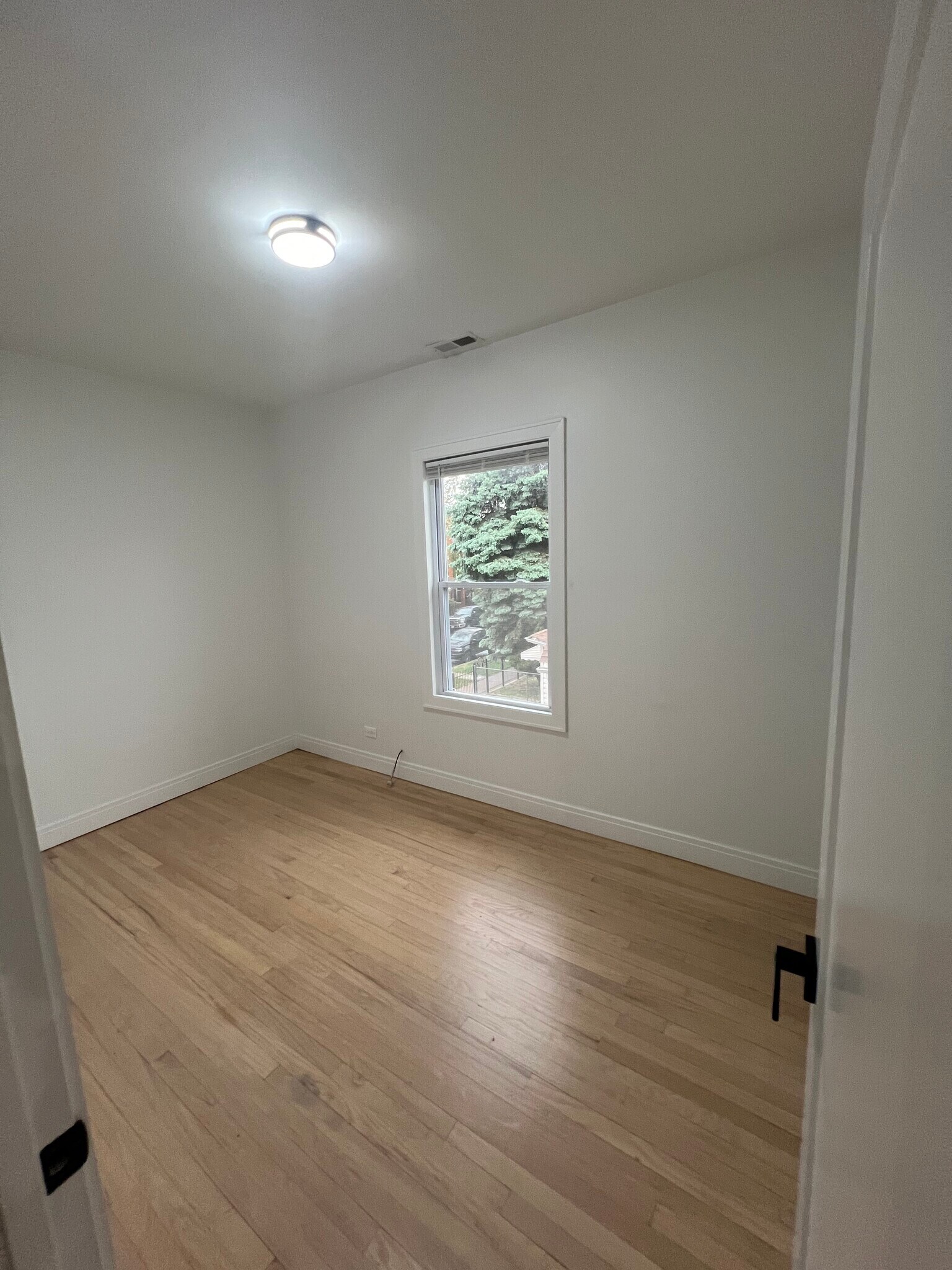 3 Bedrooms - 2836 W 40th St