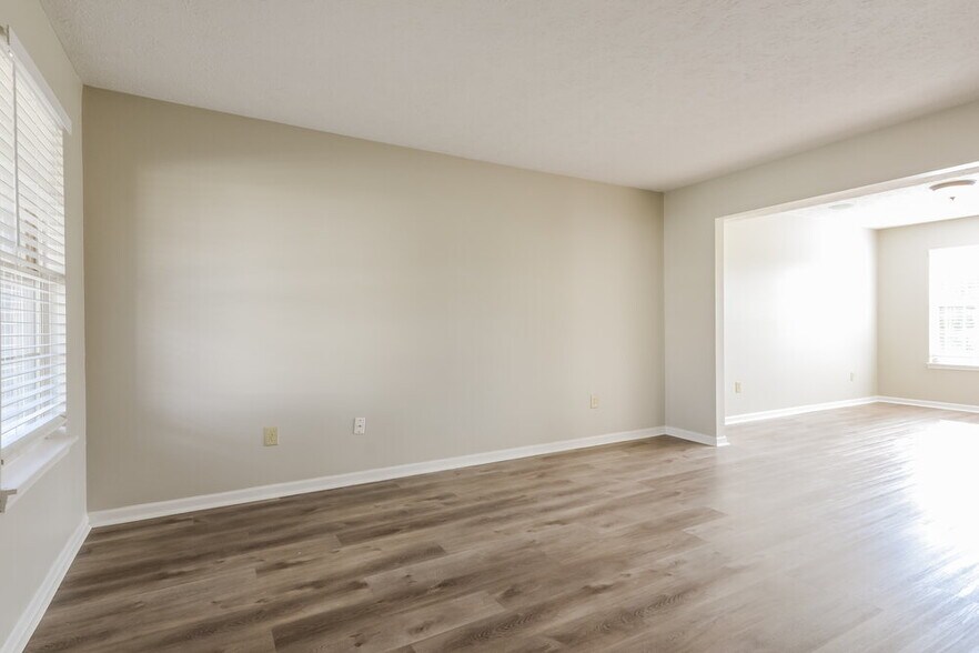 Building Photo - 7764 Shasta Dr