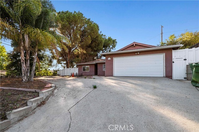 Building Photo - 10685 Ledeen Dr