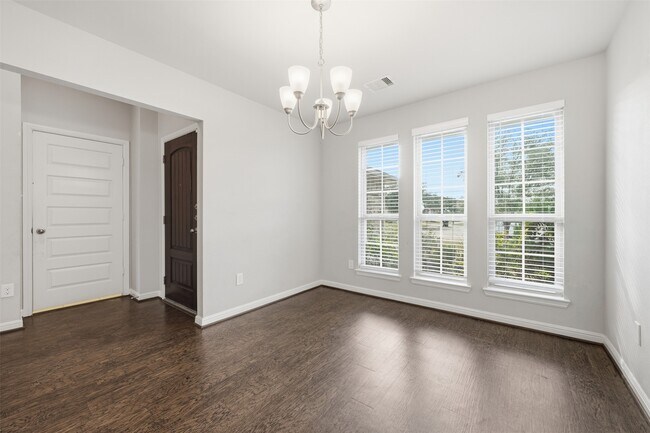 Building Photo - 19010 Whitehaven Bend Ln