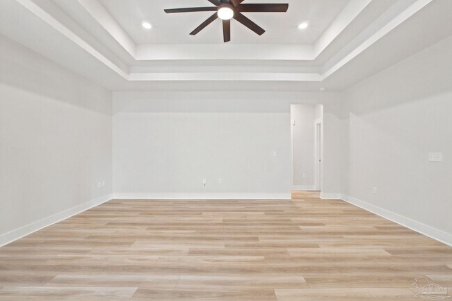 Building Photo - 232 Camellia Dr