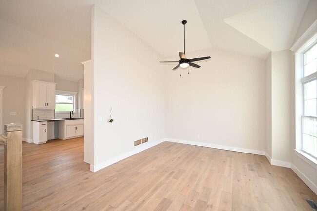 Building Photo - For Rent-Beautiful New 4 Bedroom, 3 bathro...