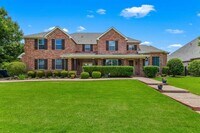 Building Photo - 1736 Country Brook Ln