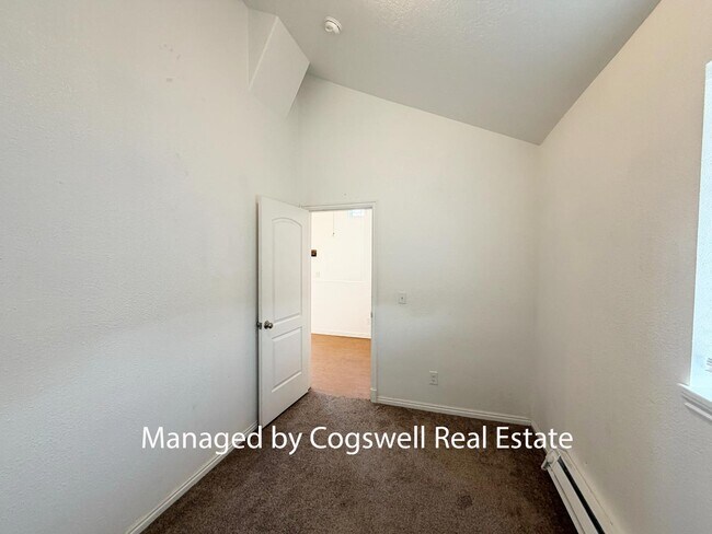 Building Photo - 457 N 750 E