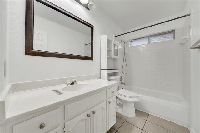 Building Photo - 8105 Eagle Dr