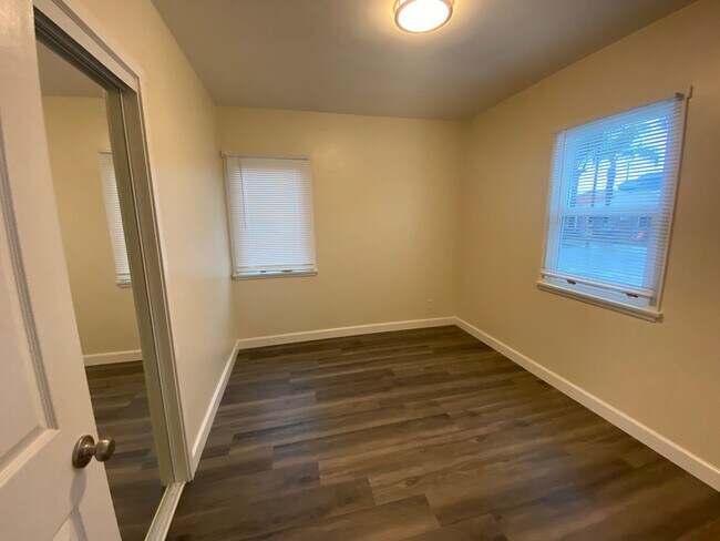 Building Photo - Renovated Lawndale home for rent