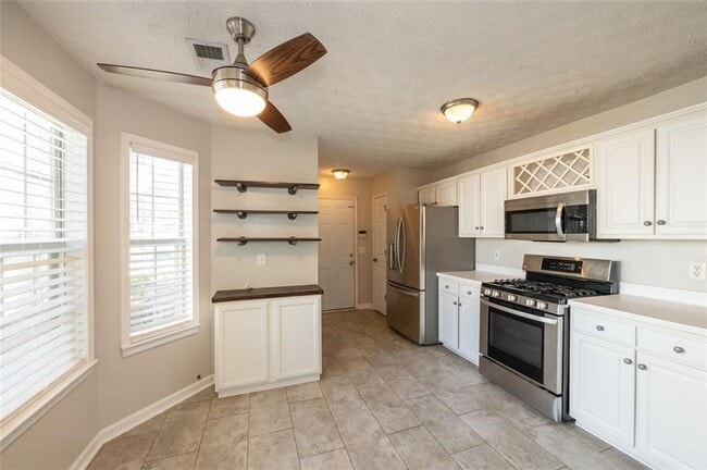 Building Photo - 2638 English Oaks Ln NW