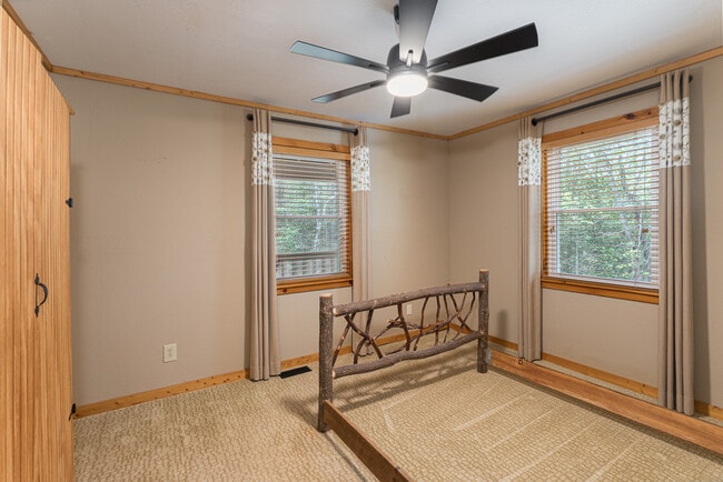 Building Photo - 292 Holly Cove Cir