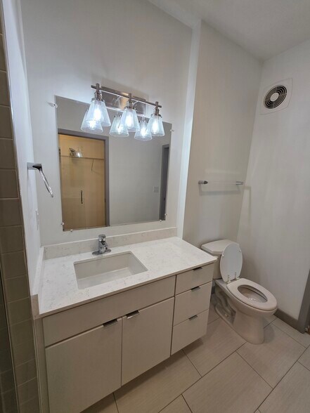 Bathroom Main - 400 Herron Dr