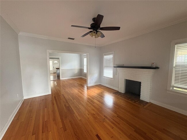 Building Photo - 745 Vistabula St