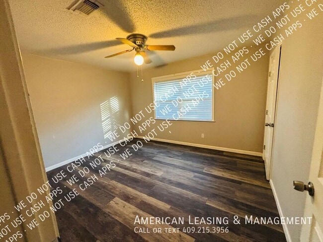 Building Photo - 4212 Briarhill-