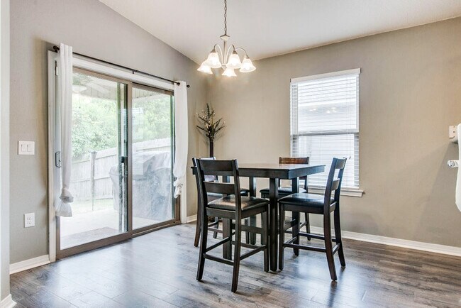 Building Photo - 2362 Duncan Ridge Dr