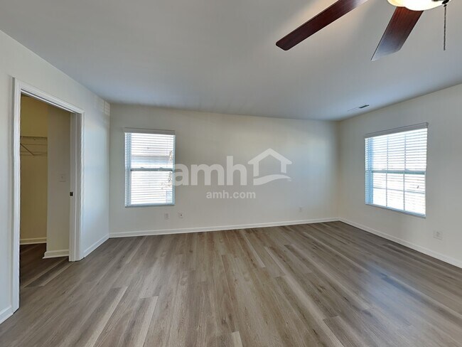 Building Photo - 1019 Green Terra Rd